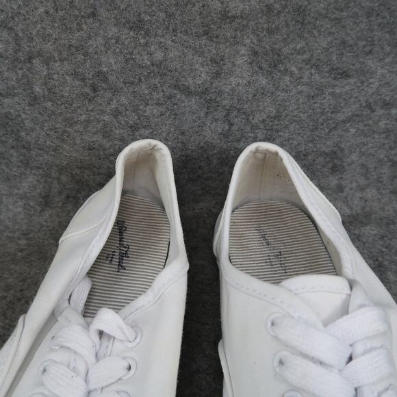 Universal Thread Shoes Womens 9 Casual Sneaker Fabric Lace Up Flat Comfort White - Picture 3 of 12